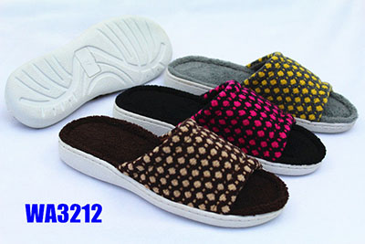 Banner Women Indoor Slipper-WA3212